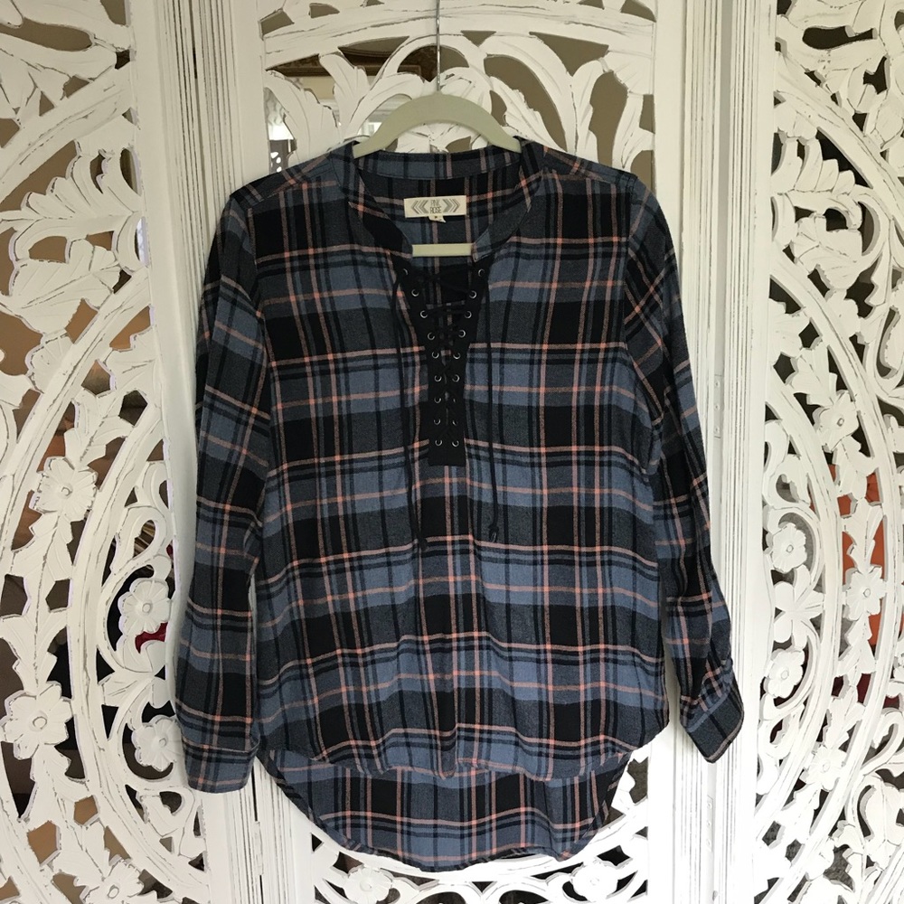 Plaid Flannel ★